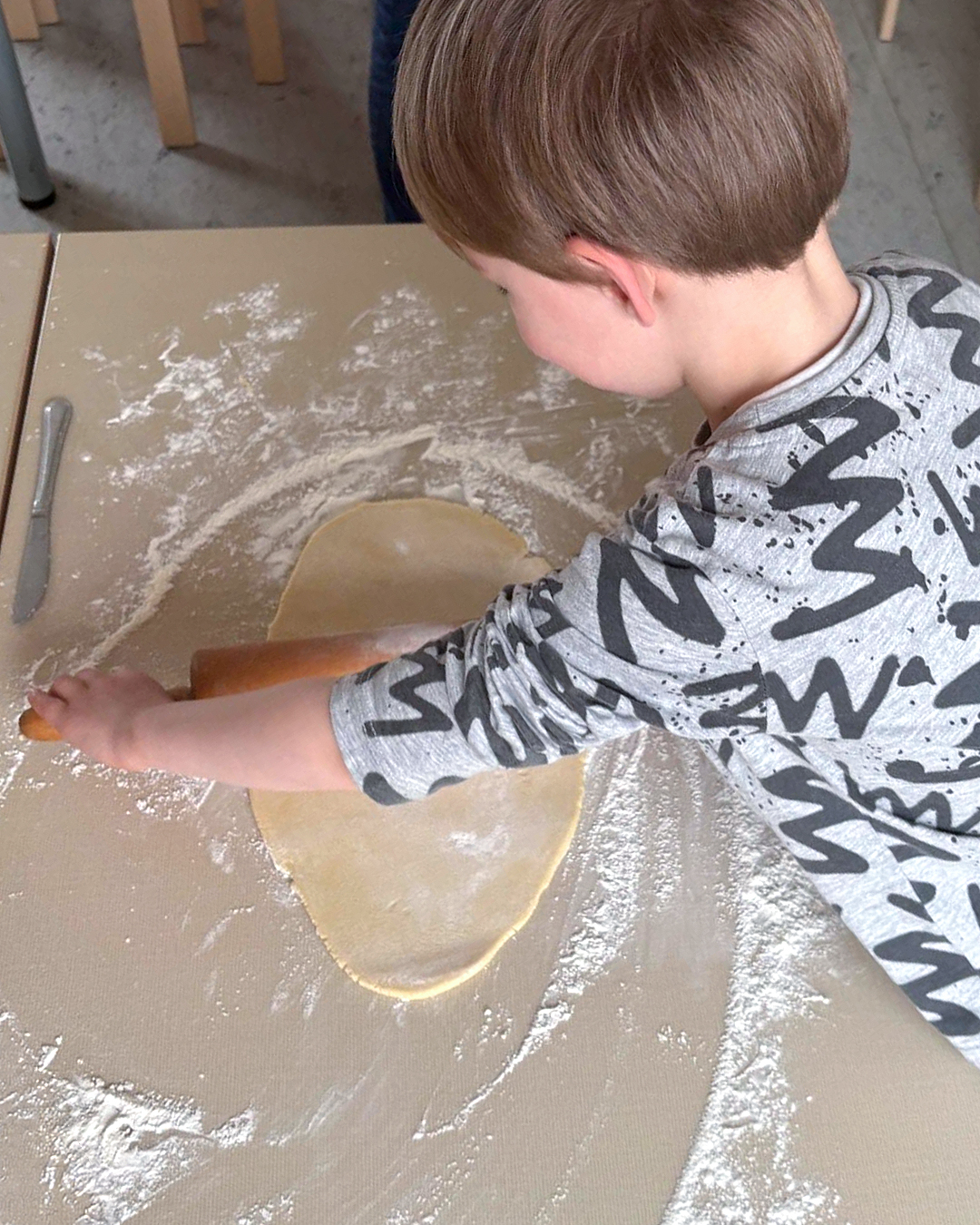 Osterbacken im Kinder Garten Eden der Diakonie Pirna